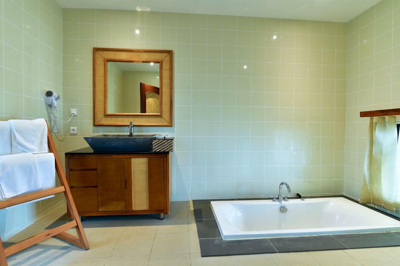 Hotel Paradis D'Ouvea Fayaoue Экстерьер фото